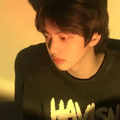 公奥婷